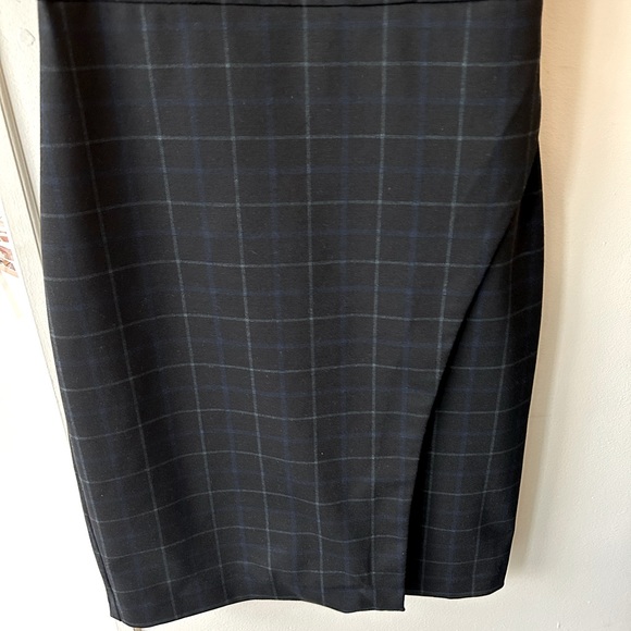 RW&CO Dress - Small - Picture 4 of 5